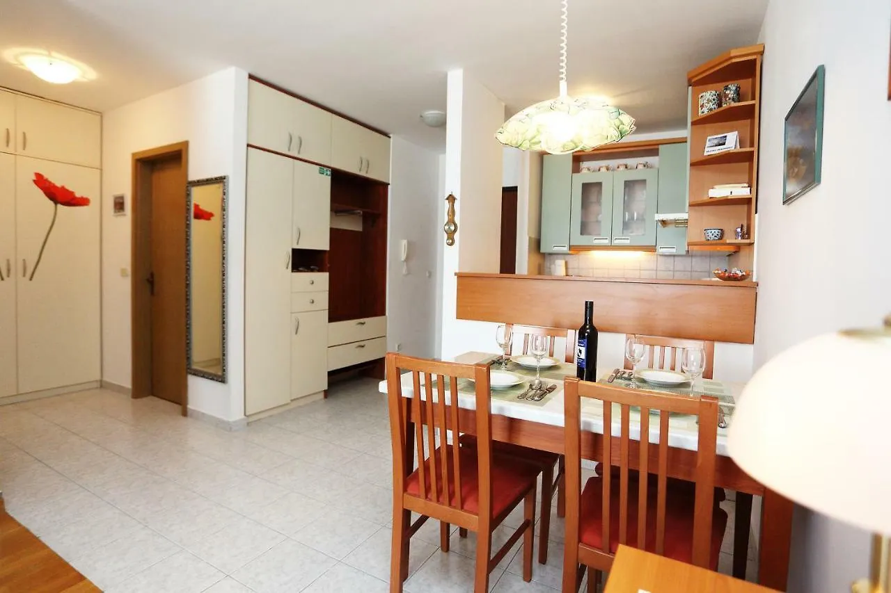 Beach Apartment Dagama Split